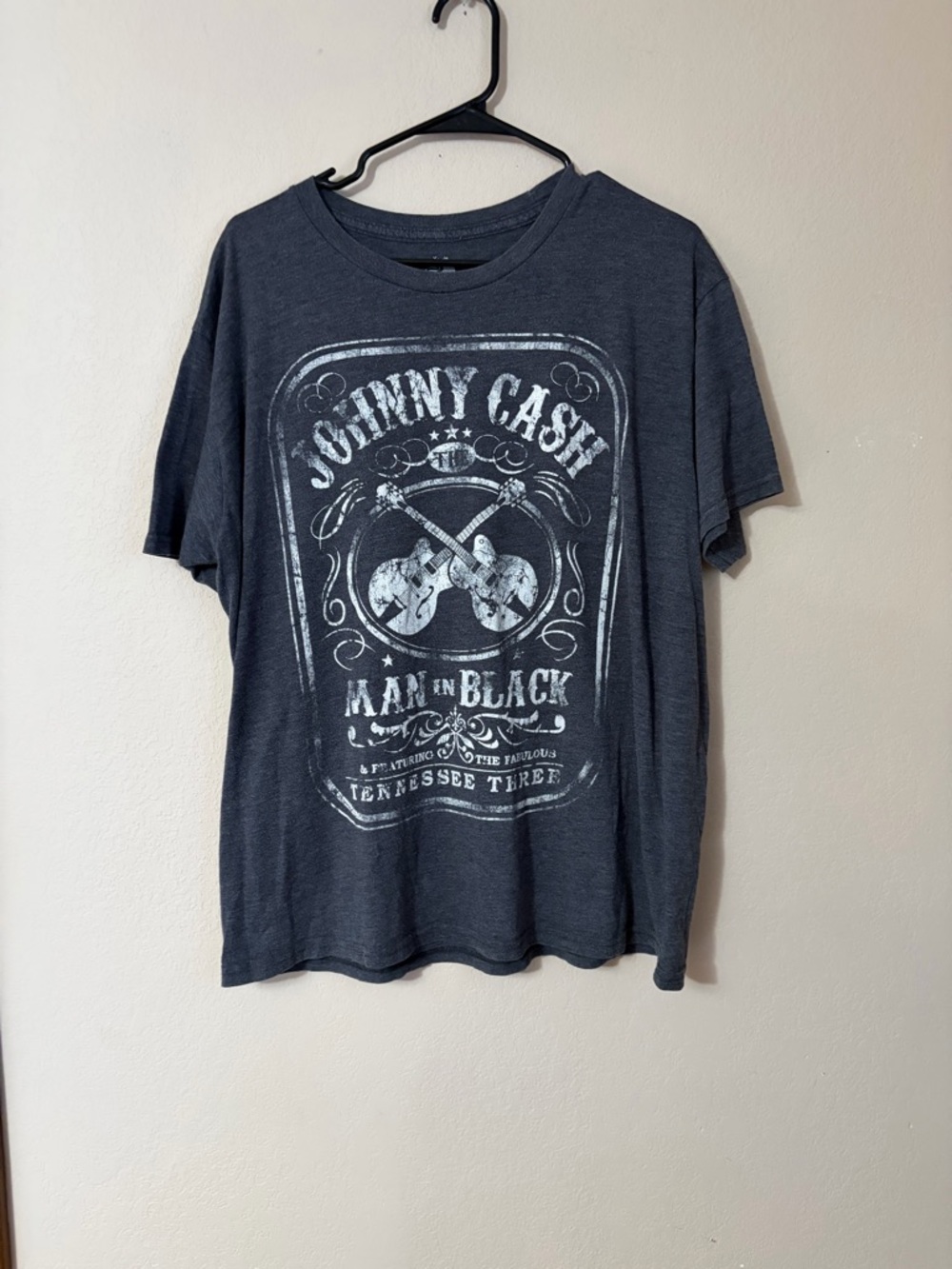 "Johnny Cash Man in Black Tennessee Three Graphic Tee Sz XL